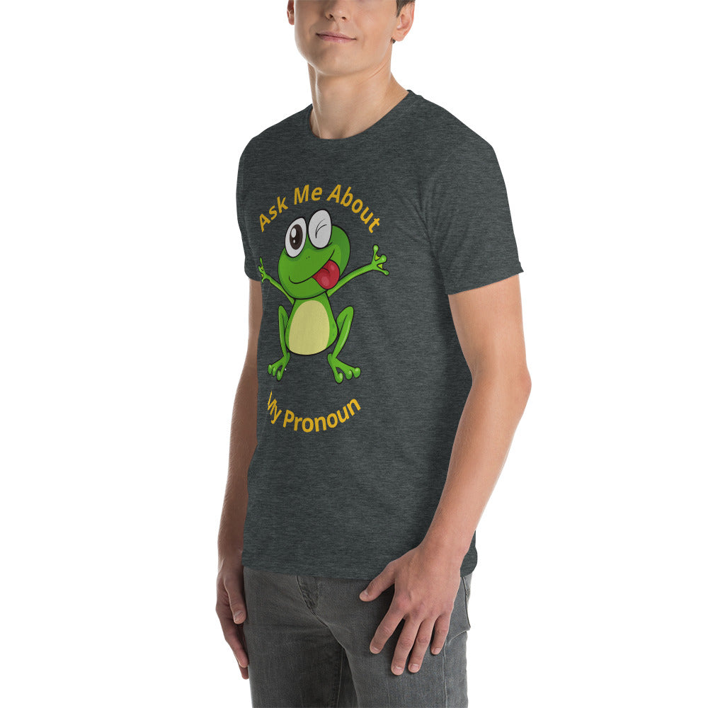 Camiseta de manga curta Pergunte-me sobre meu pronome