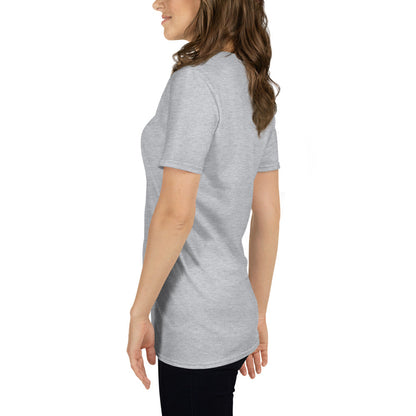 Camiseta Manga Curta Sentado no Planeta com um Anel